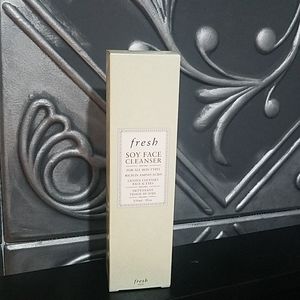 Fresh Soy Face Cleanser